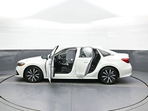 Certified 2024 Honda Civic EX image 41