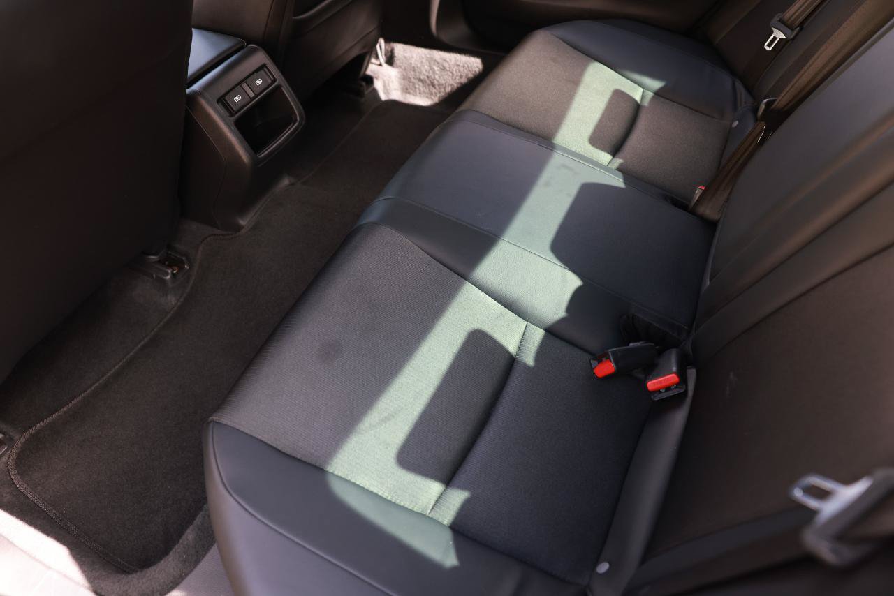 Used 2022 Honda Accord Sport image 10