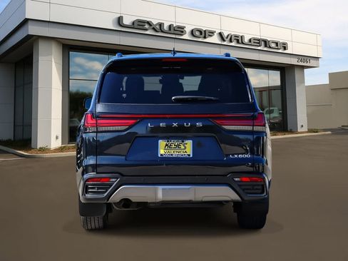 Used 2023 Lexus LX 600 4WD w/ Appearance Package image 3
