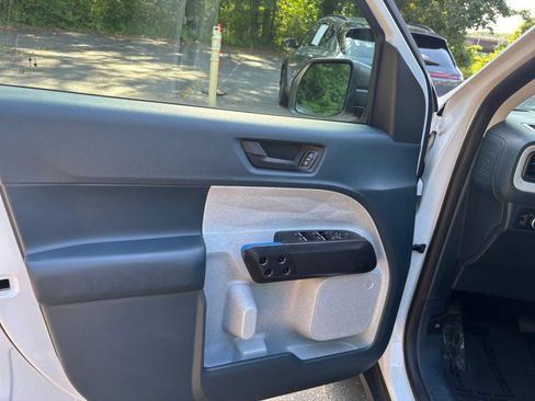 Used 2026 Ford Maverick XLT w/ Equipment Group 301A AWD/4WD image 18