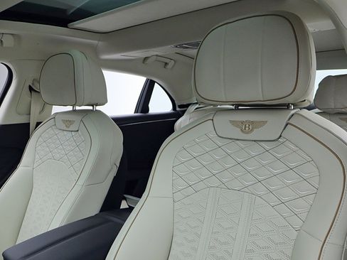 New 2026 Bentley Flying Spur Plug-In Hybrid image 34