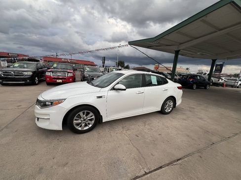 Used 2016 Kia Optima LX FWD image 15