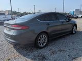 Used 2017 Ford Fusion SE image 5