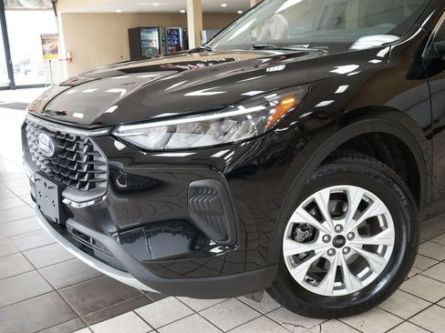 Used 2023 Ford Escape Active w/ Tech Pack #1 AWD/4WD image 21