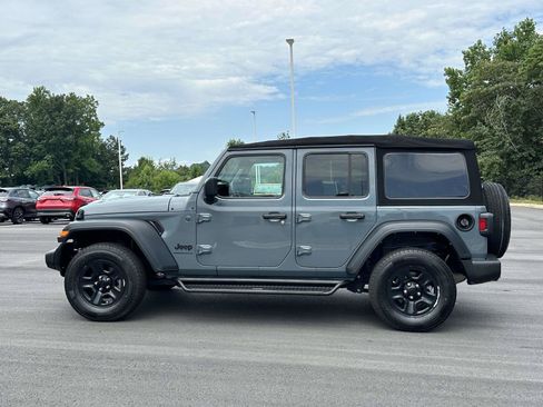 Used 2024 Jeep Wrangler Unlimited Sport AWD/4WD image 23