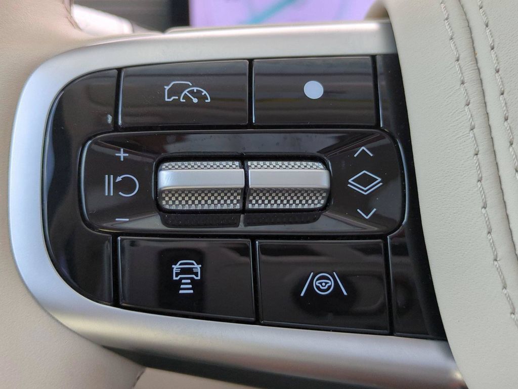 Used 2025 Genesis GV80 3.5T Prestige AWD/4WD image 24
