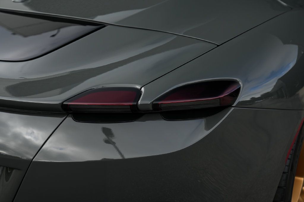 Used 2025 Ferrari Roma Spider RWD image 16