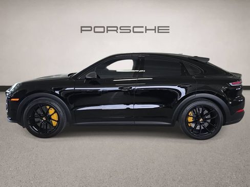 Certified 2024 Porsche Cayenne Turbo GT AWD/4WD image 2