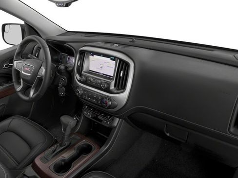Used 2017 GMC Canyon Denali RWD image 19