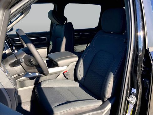 New 2026 RAM 1500 Big Horn AWD/4WD image 9