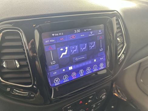 Used 2021 Jeep Compass Limited FWD image 19