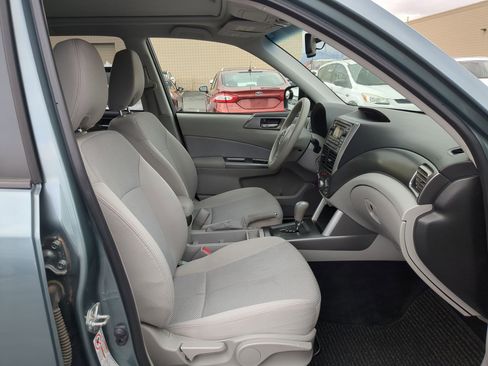 Used 2012 Subaru Forester 2.5X Premium w/ Popular Pkg 1 image 31