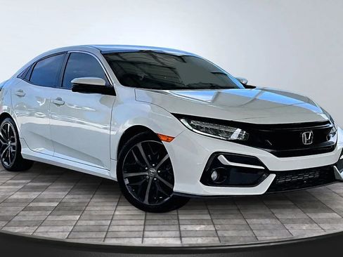 Used 2020 Honda Civic Sport Touring image 3