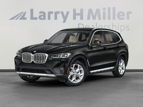 Used 2023 BMW X3 xDrive30i w/ M Sport Package AWD/4WD image 4