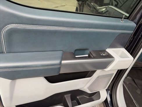 Used 2021 Ford F150 Limited image 12