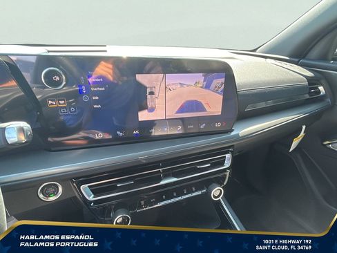 New 2026 Chevrolet Traverse LT w/ Driver Confidence Package FWD image 19