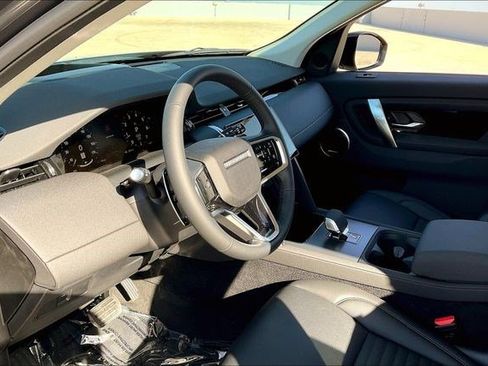 New 2025 Land Rover Discovery Sport S image 7