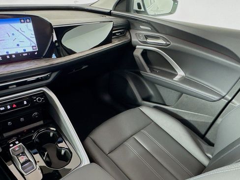 New 2025 Audi Q5 Premium Plus image 21