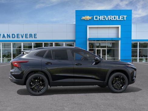 New 2026 Chevrolet Trax ACTIV w/ Driver Confidence Package FWD image 7