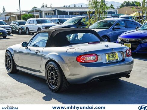 Used 2015 MAZDA MX-5 Miata Grand Touring w/ Premium Package RWD image 2