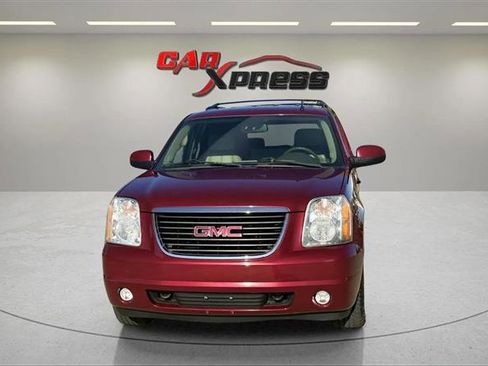 Used 2011 GMC Yukon SLT w/ SLT-2 Equipment Package image 4