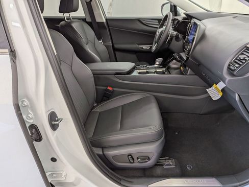 New 2026 Lexus NX 350 AWD image 37