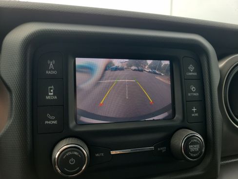 Used 2020 Jeep Wrangler Unlimited Sport S AWD/4WD image 20