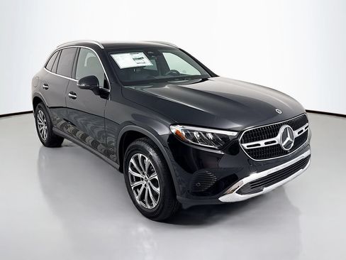 Used 2026 Mercedes-Benz GLC 300 4MATIC image 7