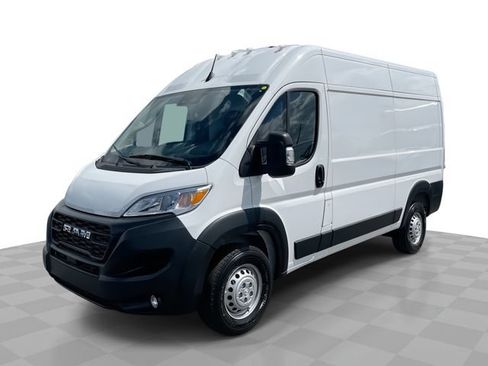 Used 2025 RAM ProMaster 2500 w/ Safety Group FWD image 1
