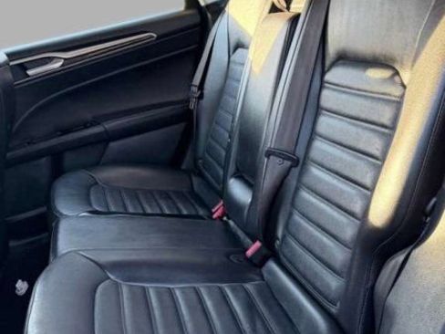 Used 2016 Ford Fusion SE w/ Equipment Group 202A image 15