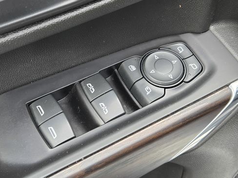 Used 2020 GMC Sierra 1500 SLT w/ SLT Premium Plus Package image 17