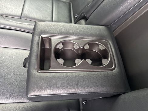 Used 2020 GMC Yukon XL SLE w/ SLE Value Package image 33