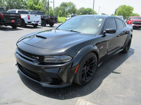 Used 2020 Dodge Charger Scat Pack RWD image 11