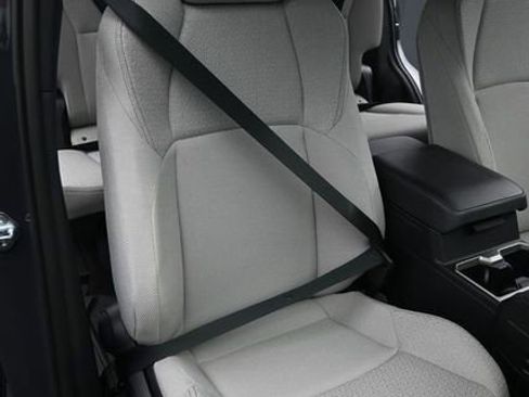 New 2026 Toyota 4Runner SR5 AWD/4WD image 14