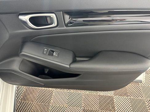 Used 2024 Honda Civic EX-L image 21