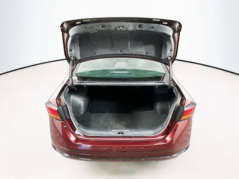 Used 2025 Nissan Altima 2.5 SV image 27