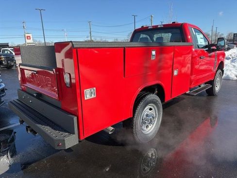 New 2026 Ford F350 XL w/ XL Chrome Package image 3