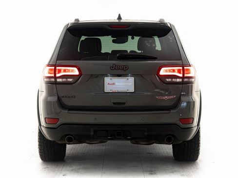 Used 2021 Jeep Grand Cherokee Trailhawk w/ Trailhawk Luxury Group image 35