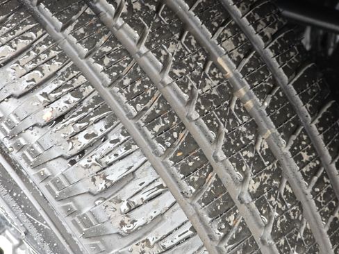 Used 2025 RAM 1500 Limited image 4