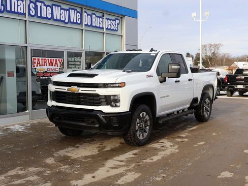 New 2026 Chevrolet Silverado 2500 Custom w/ Custom Convenience Package image 7
