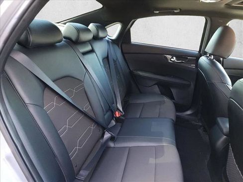 Used 2024 Kia Forte GT-Line w/ GT-Line Premium Package FWD image 18