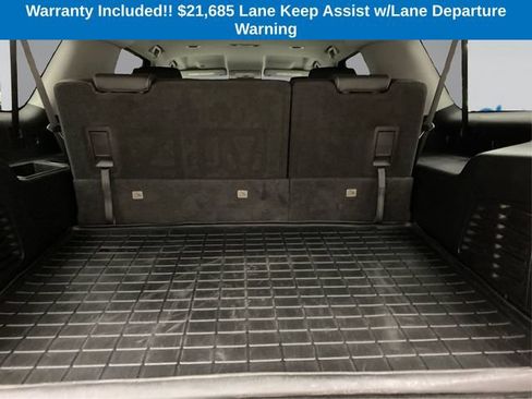 Used 2018 Chevrolet Suburban LT AWD/4WD image 14
