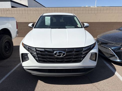 Used 2024 Hyundai Tucson SE FWD image 3
