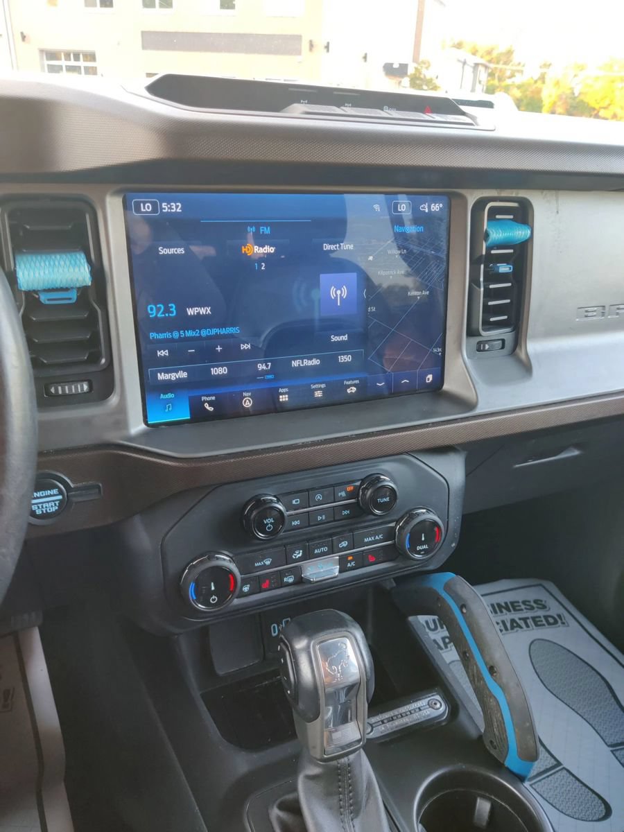 Used 2022 Ford Bronco Outer Banks AWD/4WD image 26
