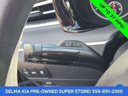 Used 2021 Kia K5 LXS image 15