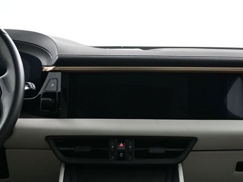 Used 2024 Porsche Macan 4 Electric image 11