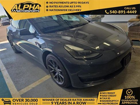 Used 2023 Tesla Model 3 Standard Range RWD image 1