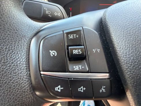 Certified 2025 Ford Escape Active AWD/4WD image 30