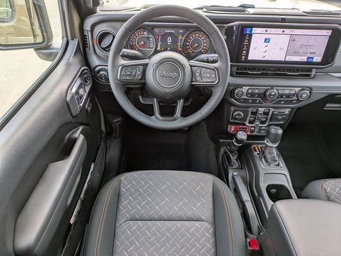 New 2026 Jeep Gladiator Mojave AWD/4WD image 17