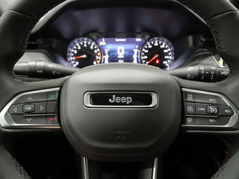 New 2026 Jeep Compass Limited image 16